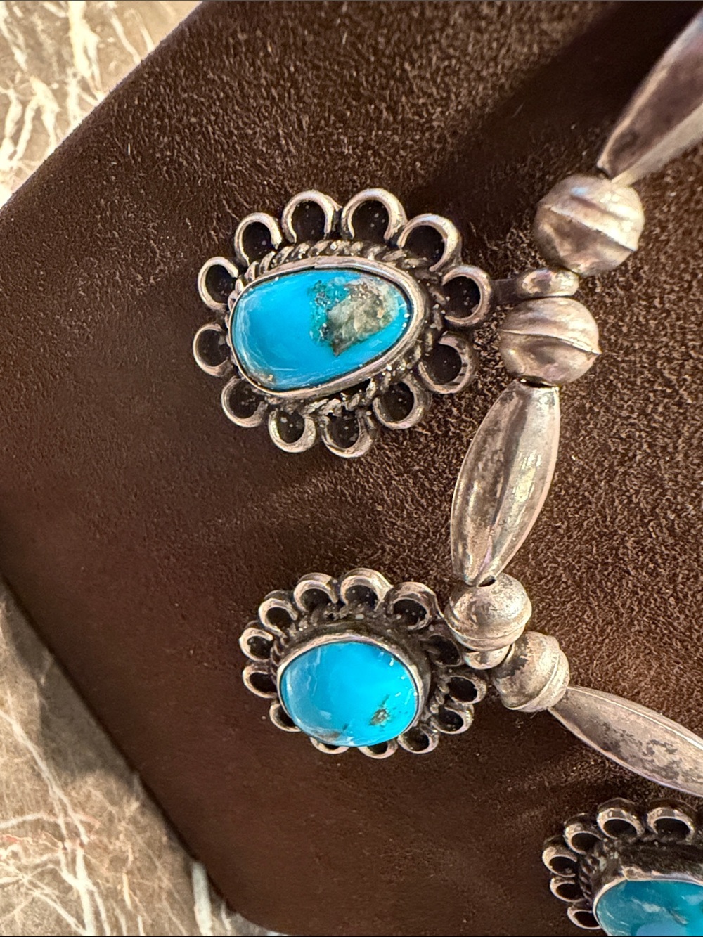 Very Vintage Morenci Turquoise Choker - Picture 2 of 2